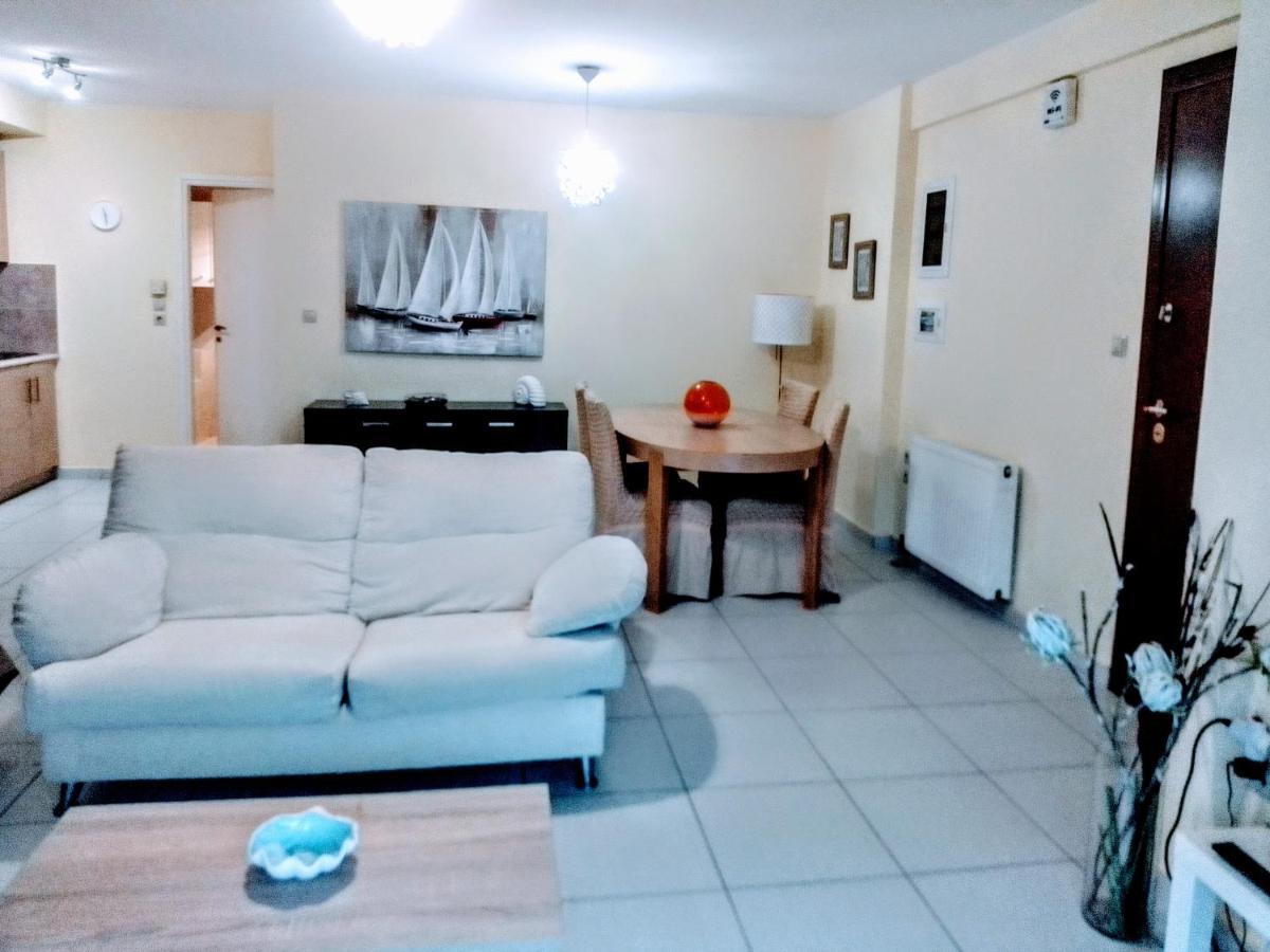 Demy'S Apartment Lavrion Bagian luar foto